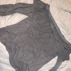 American Eagle off shoulder quarter sleeve shirt